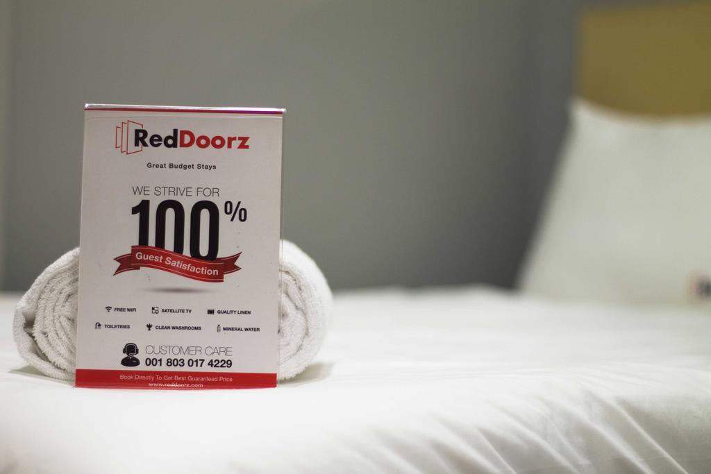 Reddoorz @ Kerobokan Canggu Kuta Lombok Buitenkant foto
